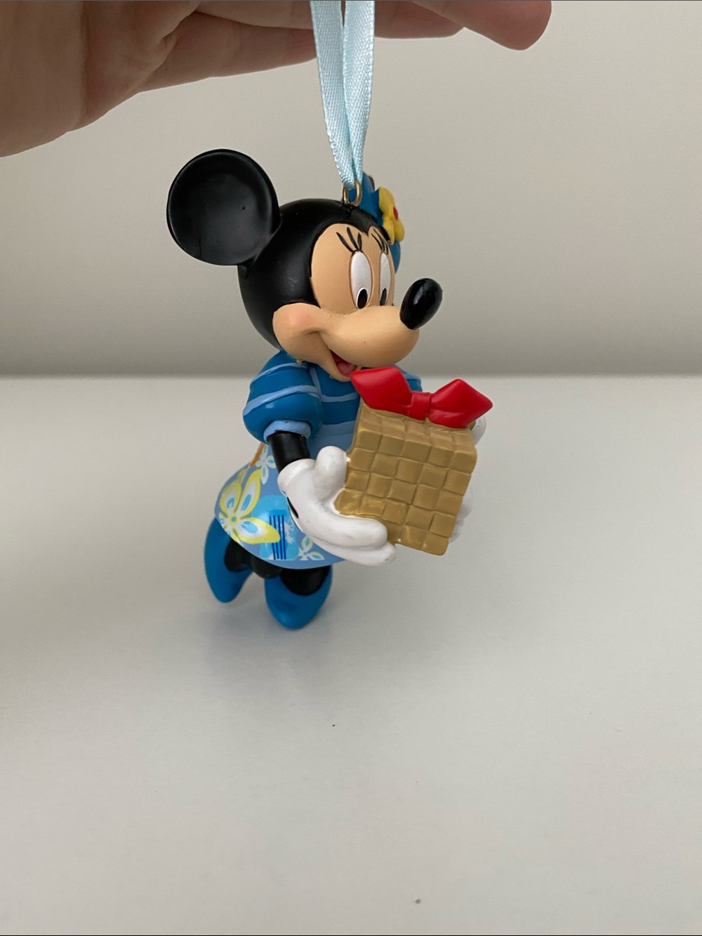 Disney Aulani Minnie Mouse ornament